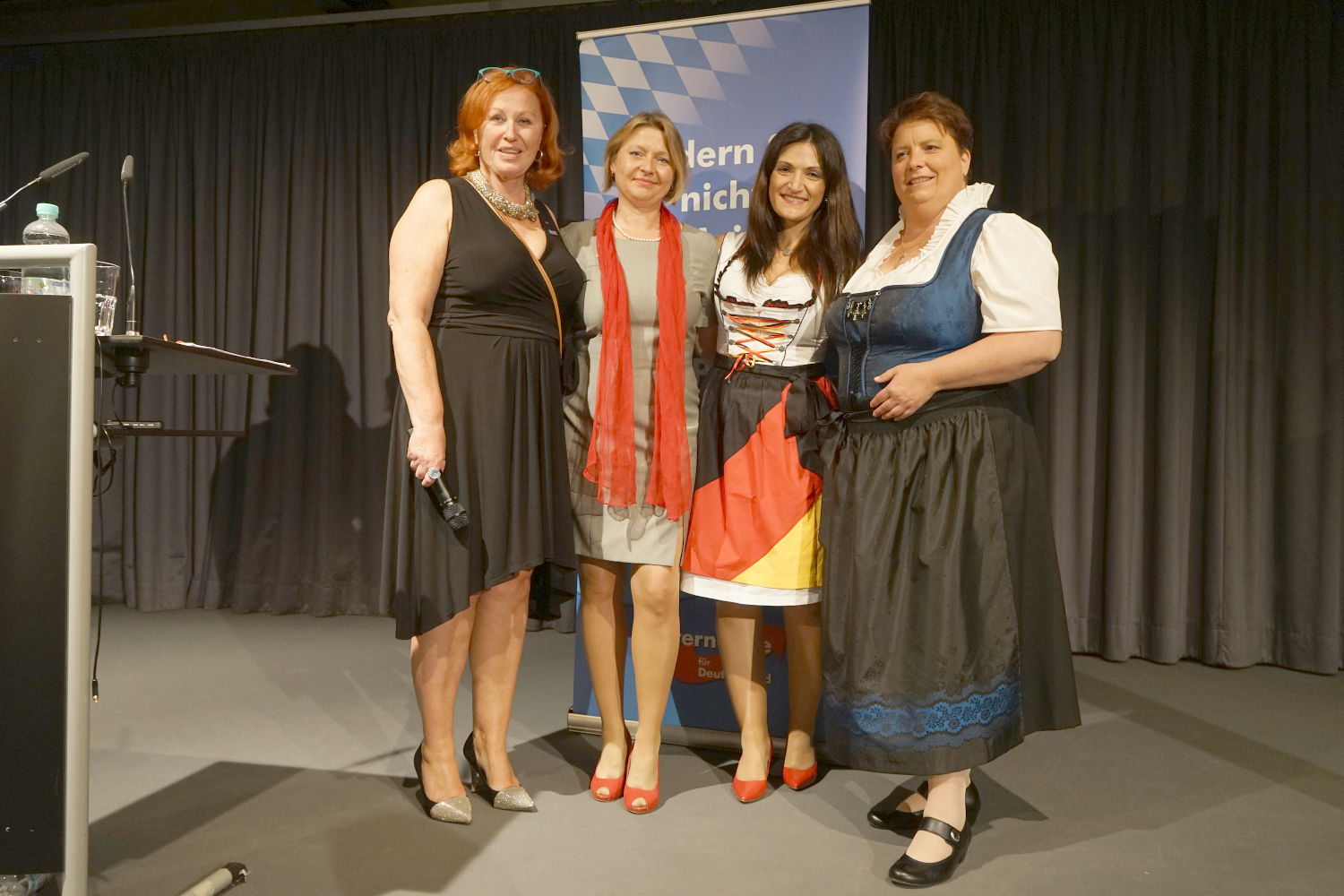 Frauen-Power in der AfD: Linda Amon, Edeltraud Schwarz, Leyla Bilge, Heike Themel