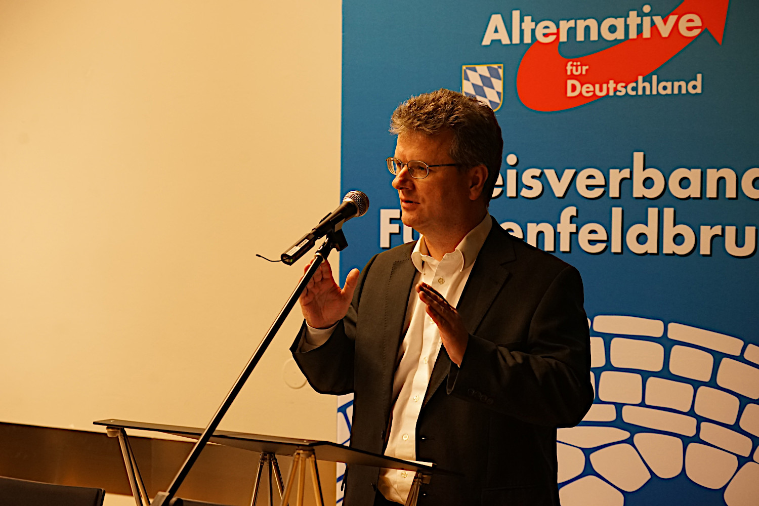Begrüßung durch OV-Vorsitzenden Matthias Hintermeier